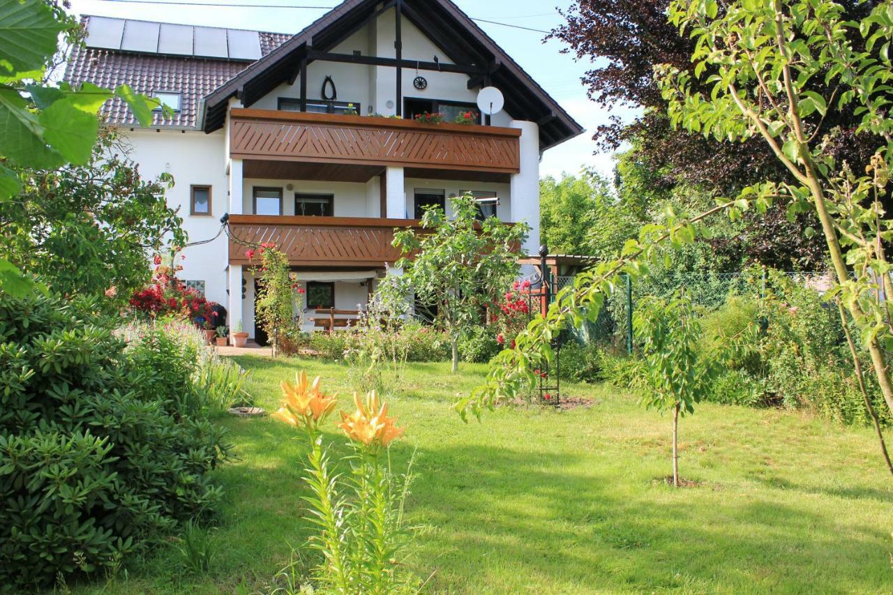 Ferienwohnung Ferienunterkunft Heidi Blieskastel Exterior foto
